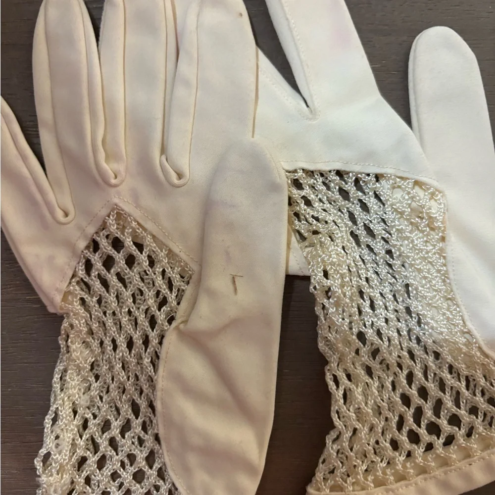 Lot /Collection of Vintage Ladies Gloves